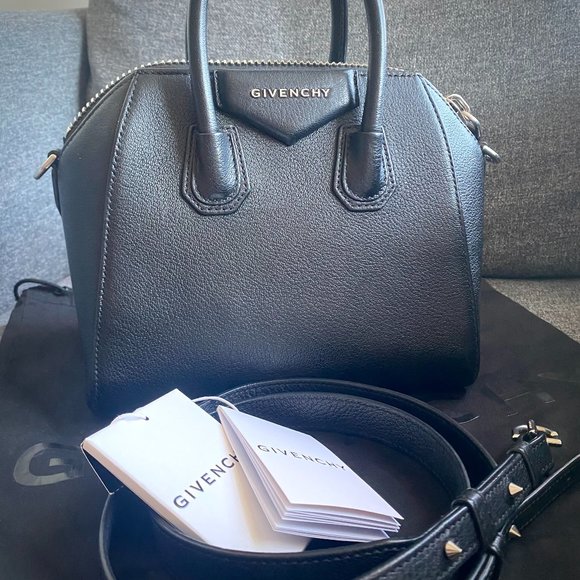 Givenchy Mini Antigona Crossbody Bag (grained leather) - Picture 1 of 9